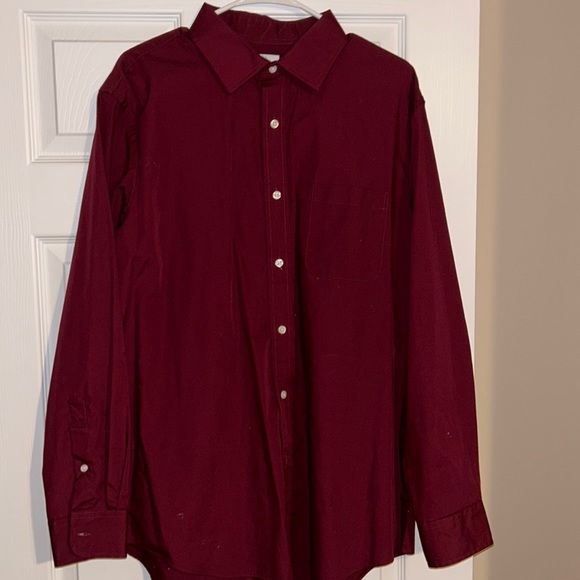 Croft and Barrow maroon dress shirt - Picture 1 of 2